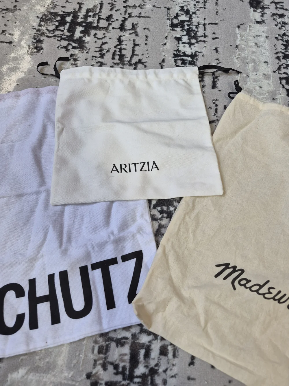 cotton dust storage Drawsteing Bags: Schutz, Aritzia and Madewell